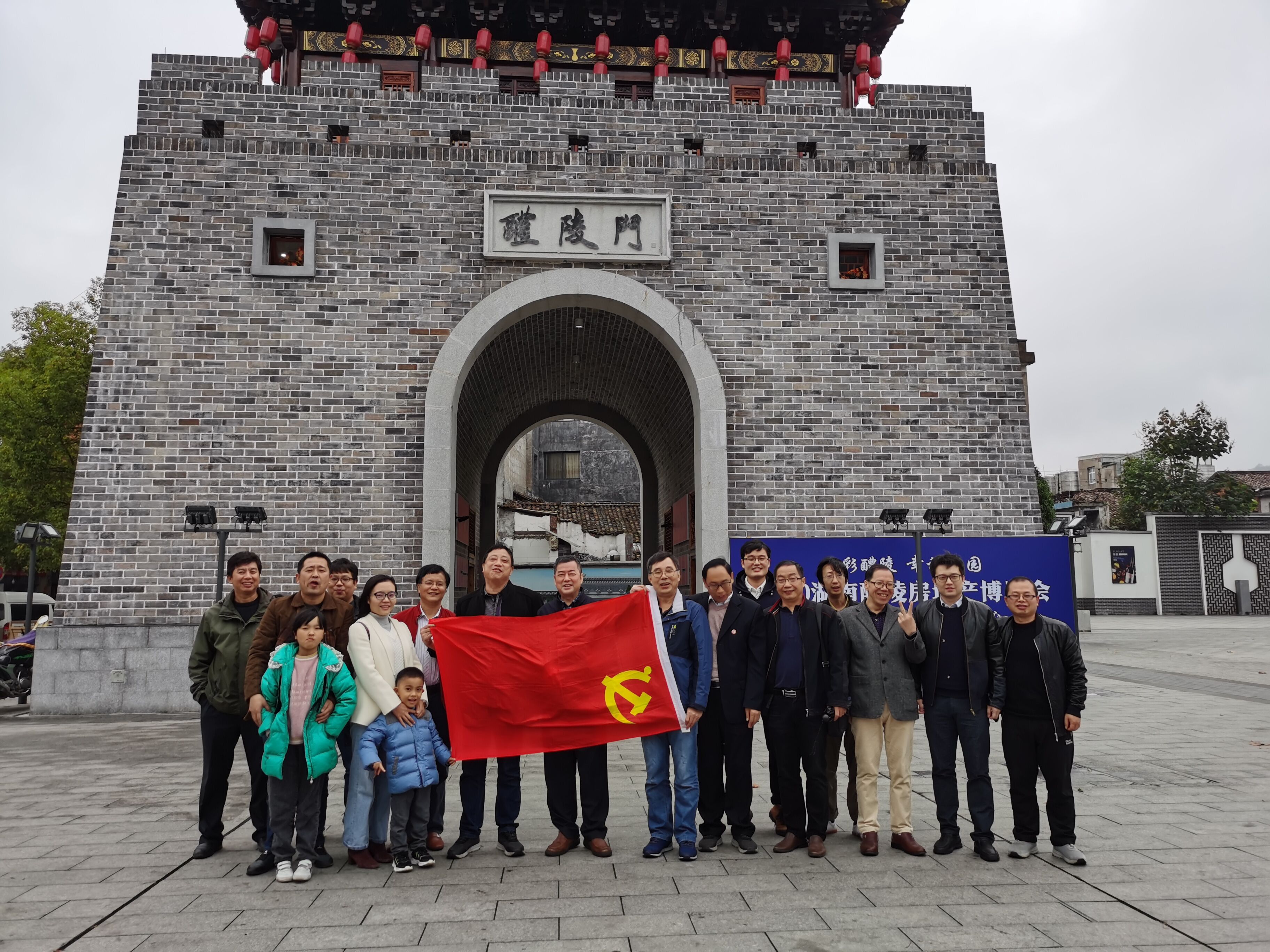 e22199fee74f40d2b7d65d6d16533d03.jpg tapplay