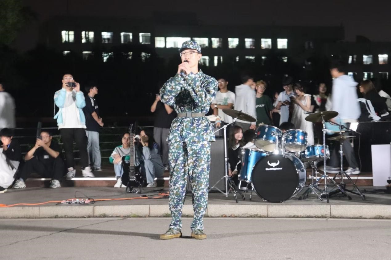 7dd4b6487a3e47448f6b696951be3225.jpg tapplay