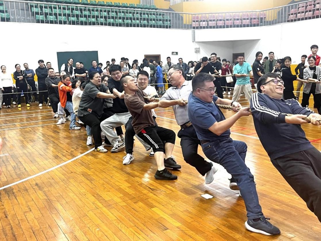 a0b6e25fa4e24d7a96a7a49320fe3a8b.jpg tapplay